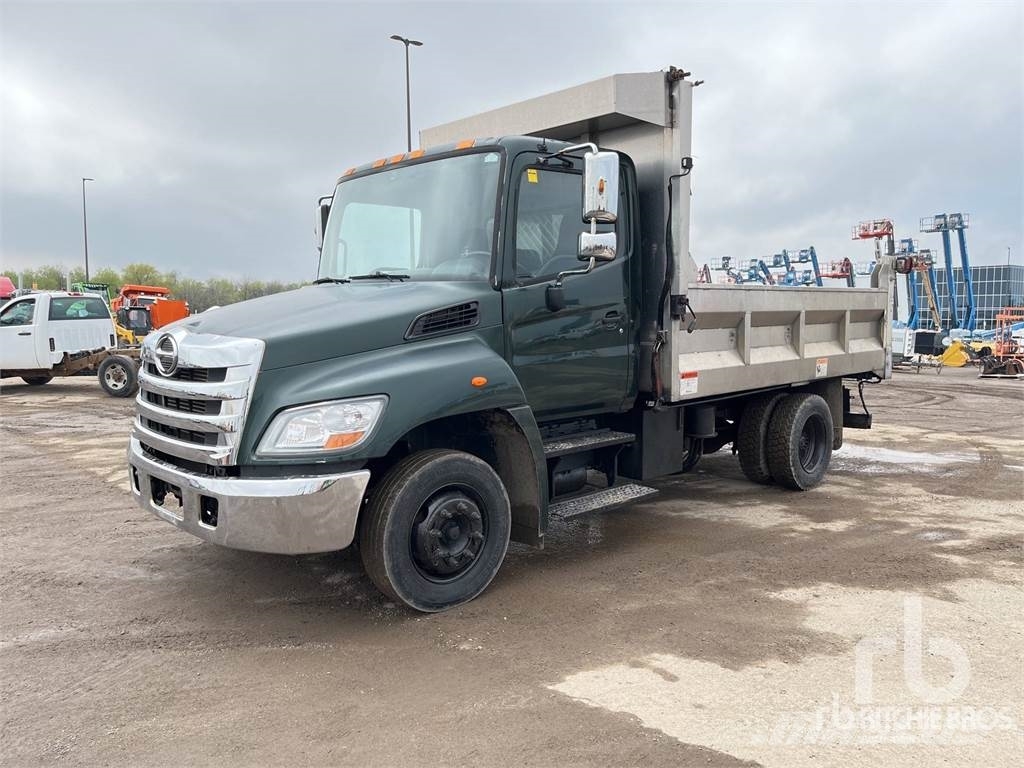 Hino 4x2 Moving Floor Truck, 2013, Bolton, ON, Ontario, Canada Used