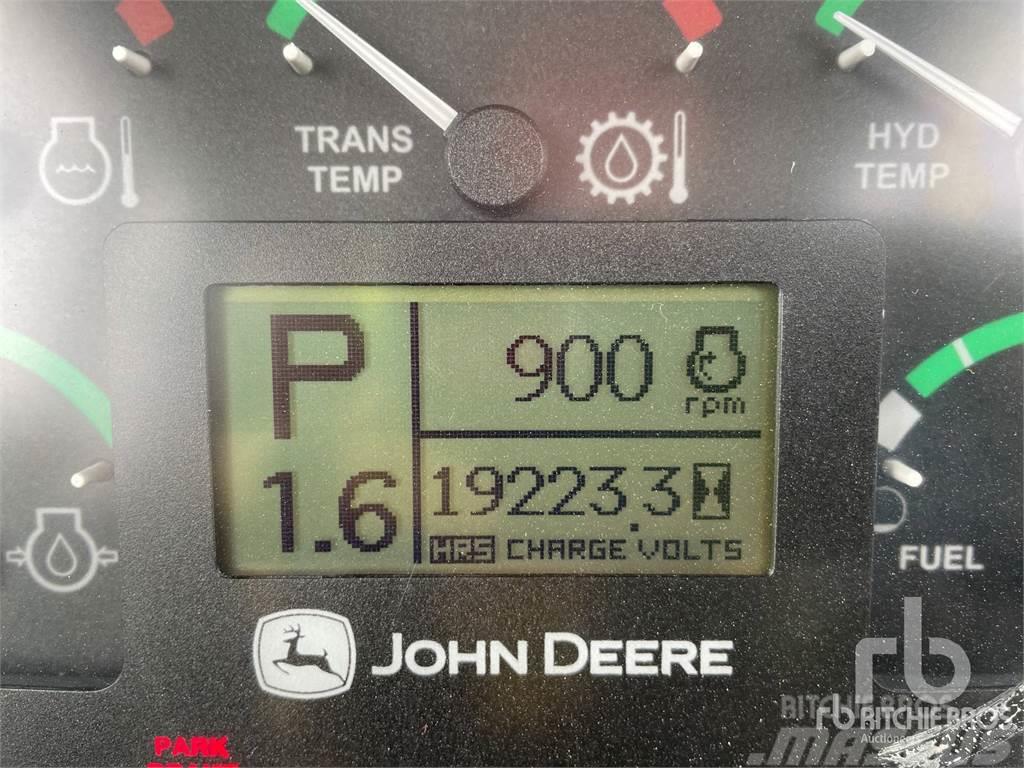 John Deere 850J WLT