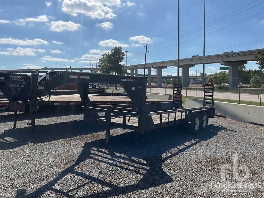 Buy used Top Hat 20 ft T/A Gooseneck vehicle transport trailers on auction Mascus UK