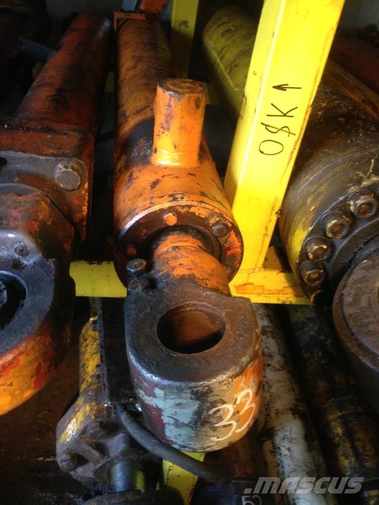 Silownik O K L 1550 C 185 T 90 S 70 70 U 110 110 T Polen Begagnade Hydraulik Mascus Sverige