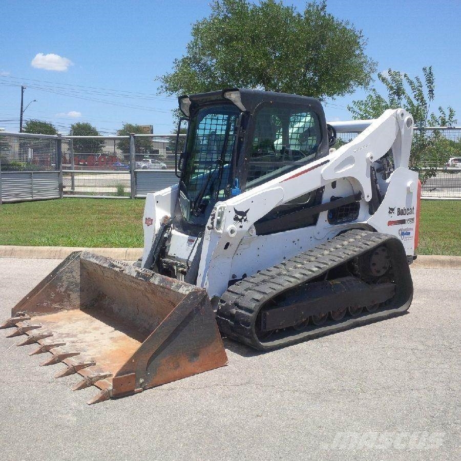 Bobcat T750 for sale San Antonio, Texas Price 46,000, Year 2015