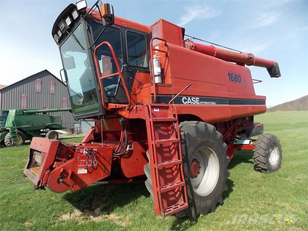 case-ih-1680,7757770-1.jpg