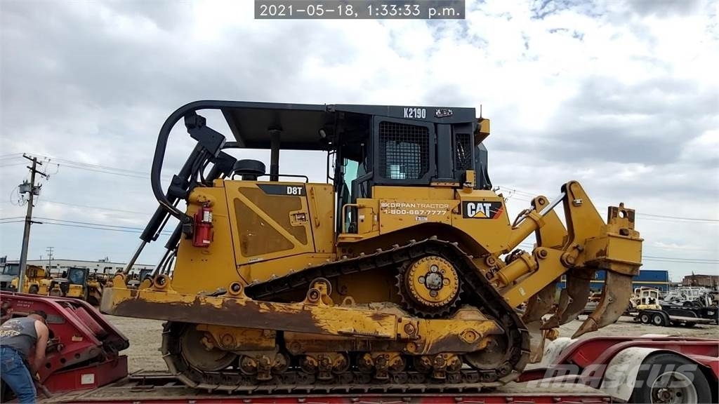 Used Caterpillar D8T dozers Year 2014 Price US 610,835 for sale