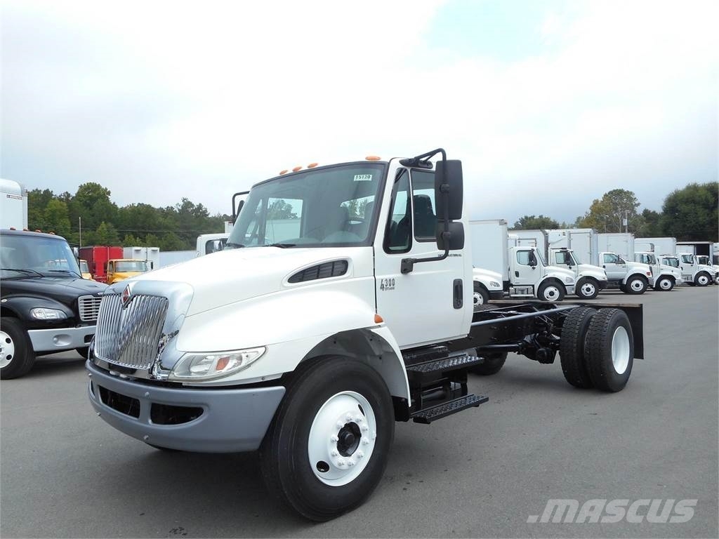 International 4300, 2007, Cab & Chassis Trucks ...