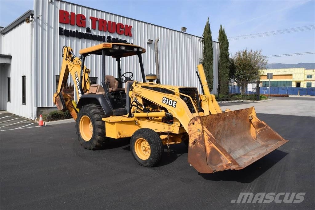 John Deere 310D for sale Fontana, California Price 24,500, Year 2000
