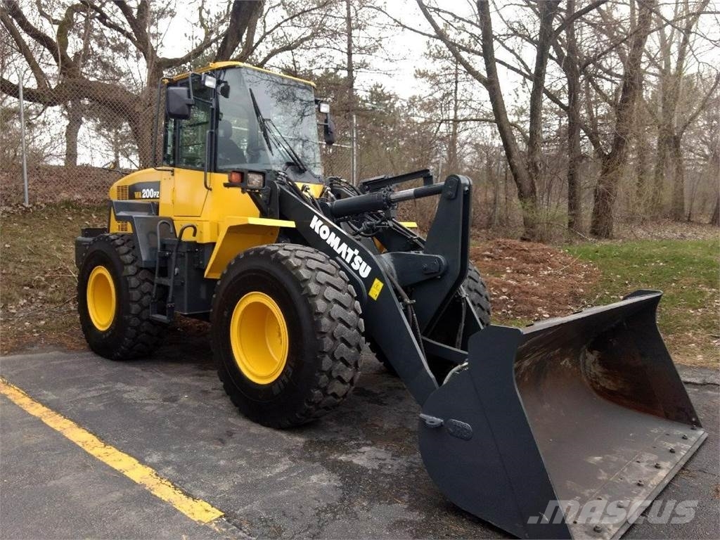 Лодочный мотор komatsu