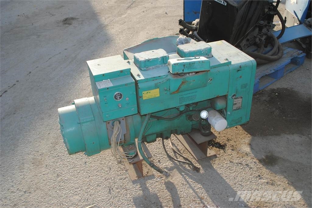 Onan 15 KW, United States, 2,676, 2000 diesel Generators for sale