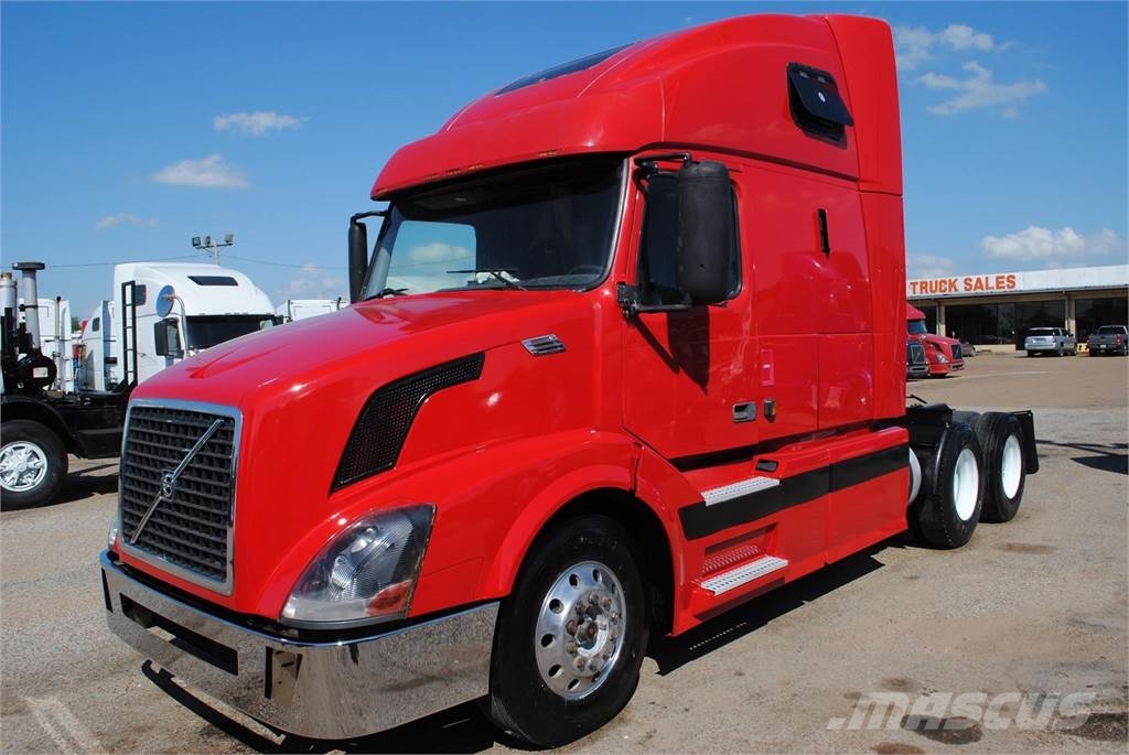 Volvo vnl64t670 2004