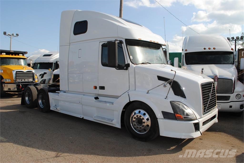 Volvo vnl64t670 2004