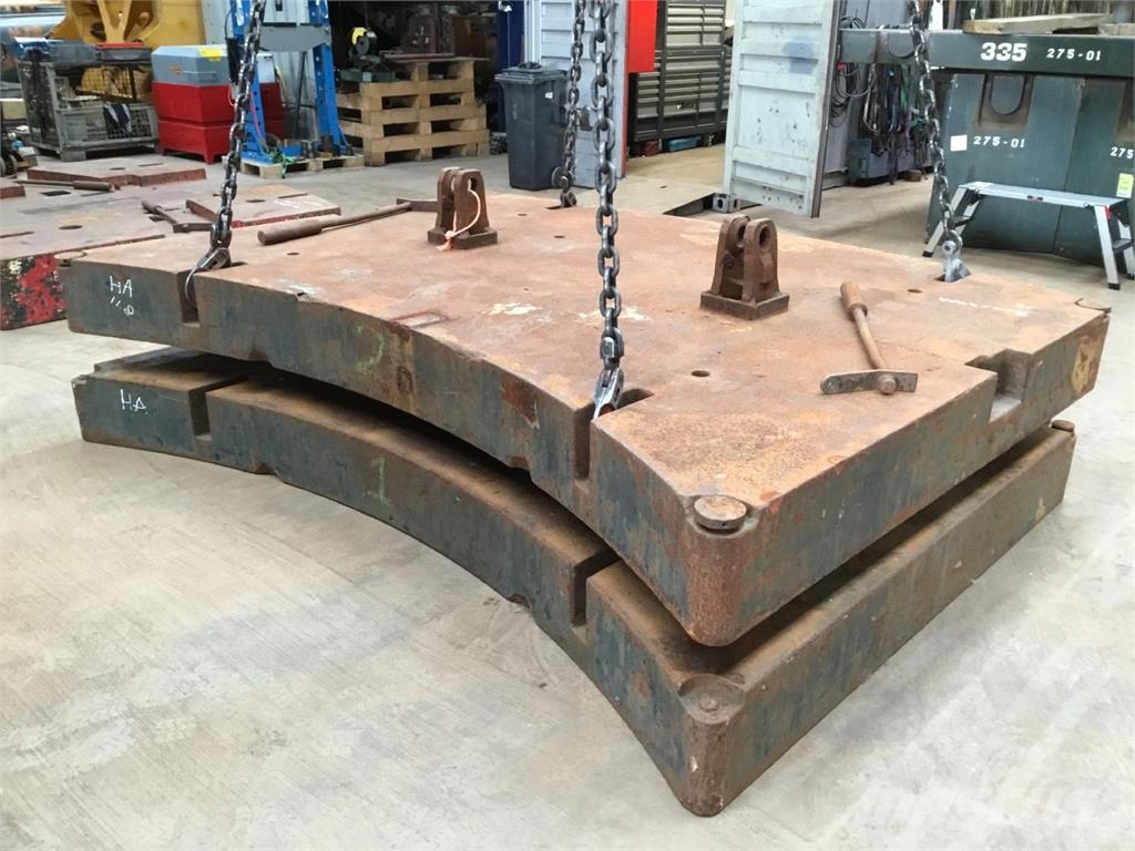 Liebherr LTM 1160 counterweight 12,0 ton, Sassenheim, Netherlands