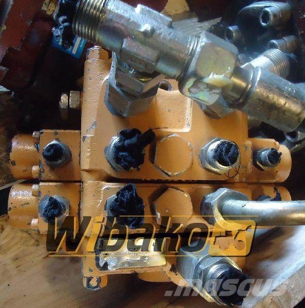 Case Distributor Case 1088 M/2, 2000, Kojszówka, Poland Used other