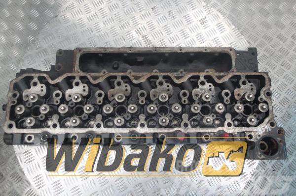 Iveco Cylinder head Iveco F4AE0681B 2831379-00