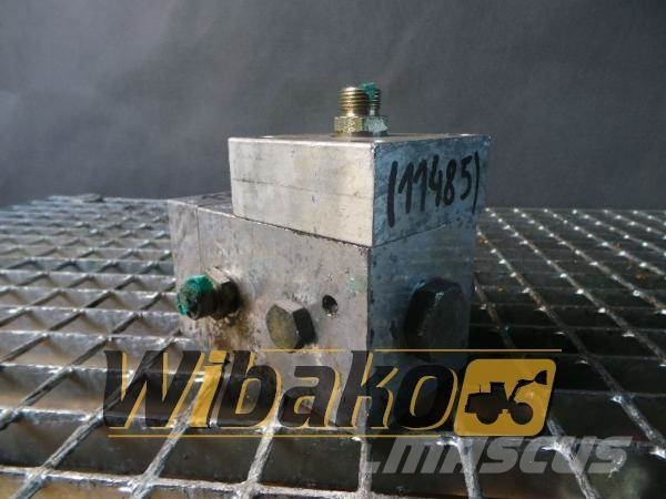 Oil control клапана